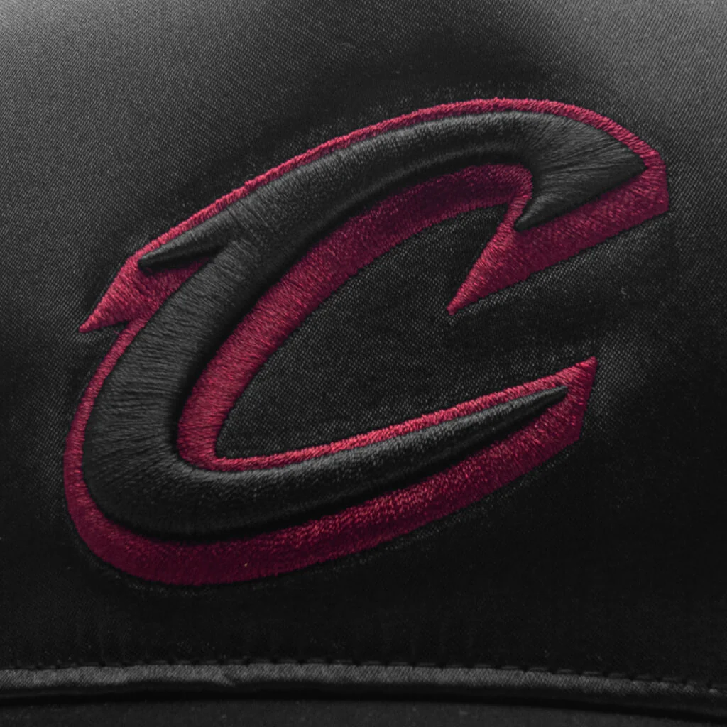 47 Brand X Tyrrell Winston 47 Hitch - Cleveland Cavaliers - Image 2