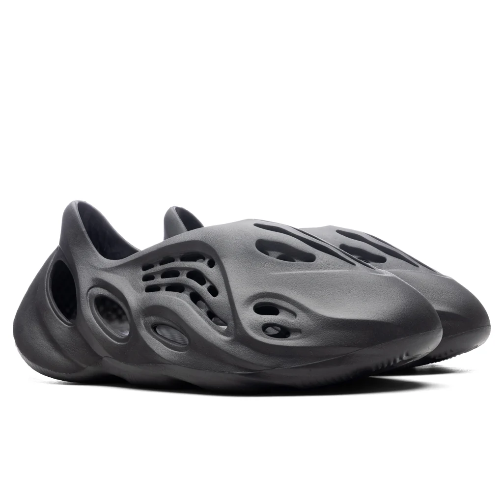 Yeezy Foam RNR - Onyx - Image 2