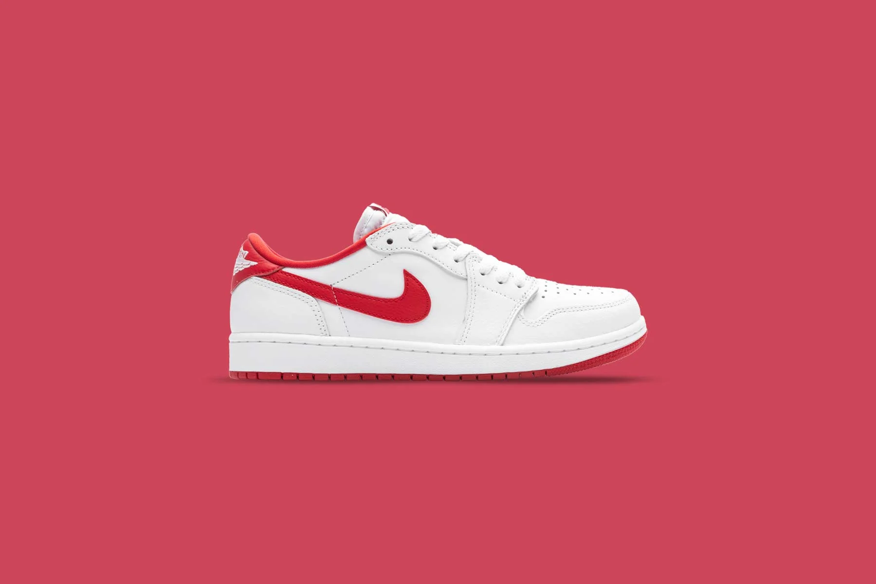 Air Jordan 1 Low OG 'University Red' - White/University Red/White - Image 5