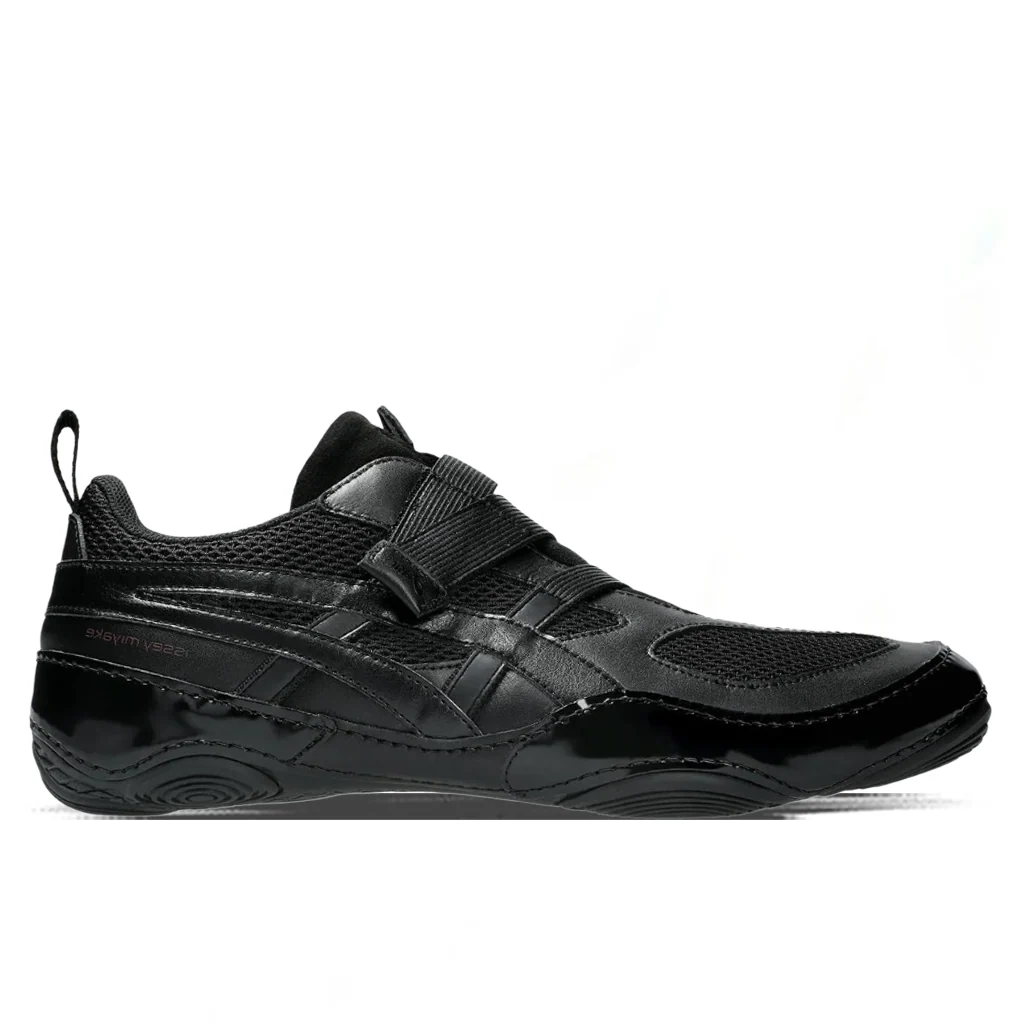 ASICS x Issey Miyake Hyper Taping - Black/Black