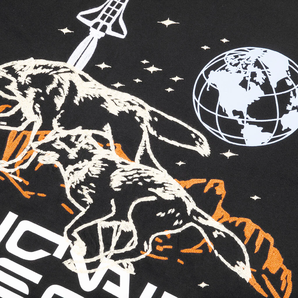 BB Wolves S/S Knit (Oversized Fit) - Black - Image 4
