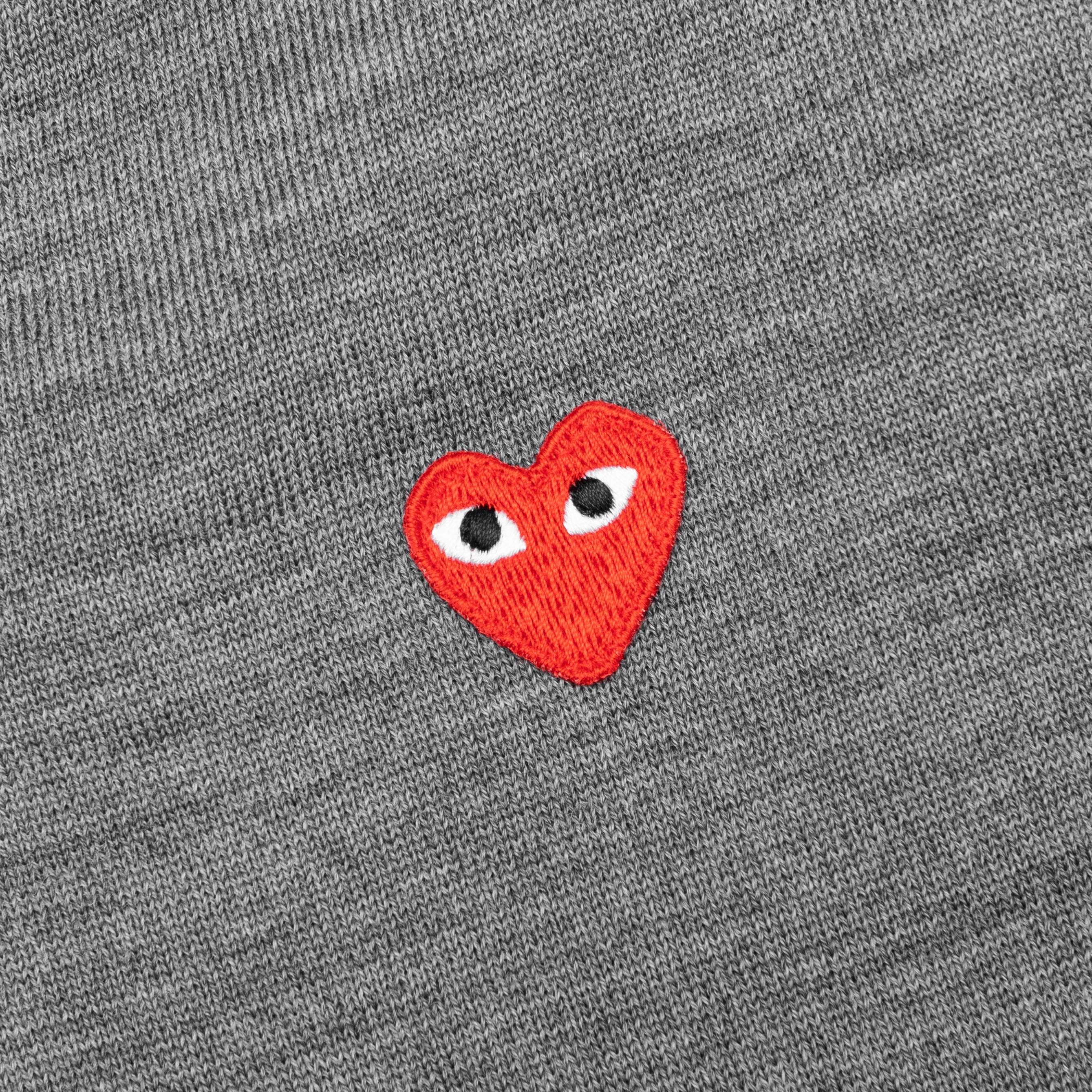 Red Emblem S/S V Neck Sweater - Grey - Image 3