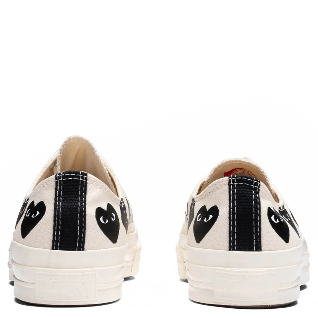 Converse x Comme Des Garcons PLAY All Star Chuck '70 Ox Multi Heart - Milk/Black - Image 4