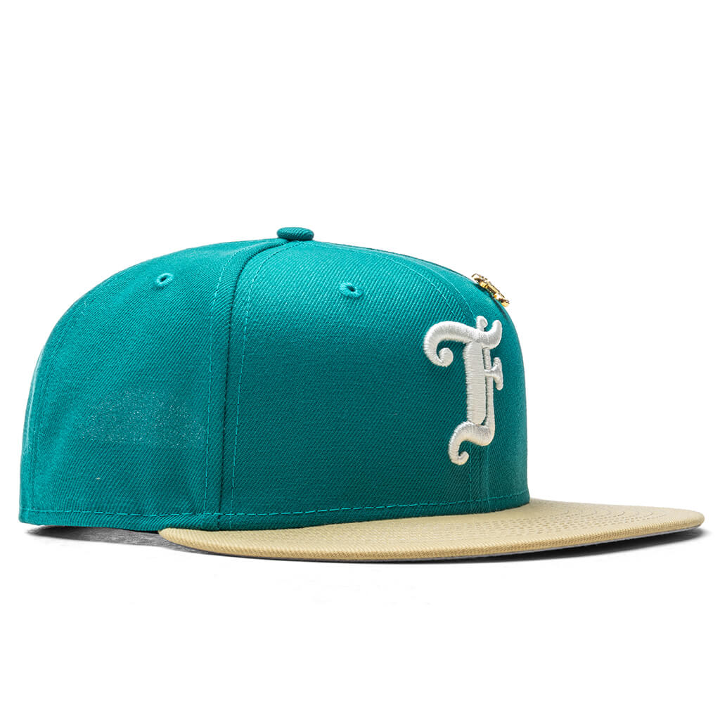 Feature x New Era Old English F Snapback - Northwest Green/Vegas Gold - Image 3