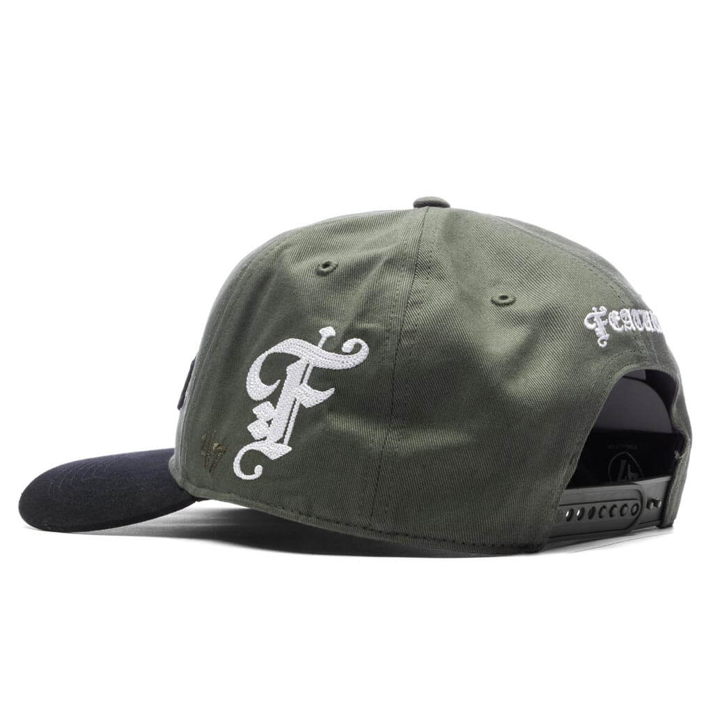 Feature x 47 Brand Chain 47 Hitch RF - Las Vegas Raiders - Image 6