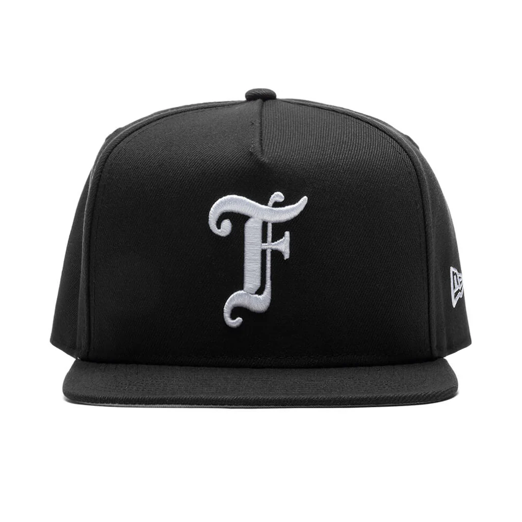 FEATURE x New Era 9Fifty A-Frame Old English F Snapback - Black