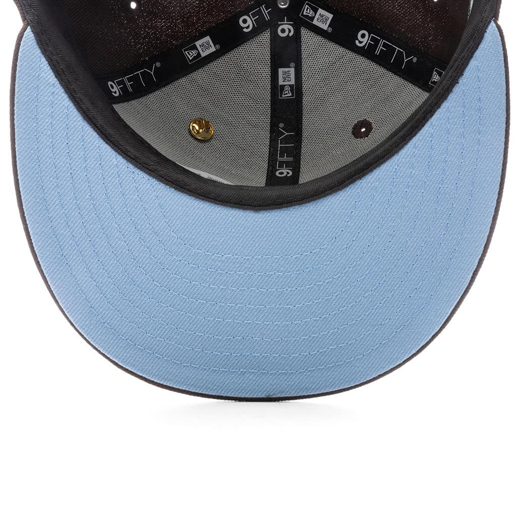Feature x New Era Old English Calabasas Snapback - Brown/Sky - Image 4