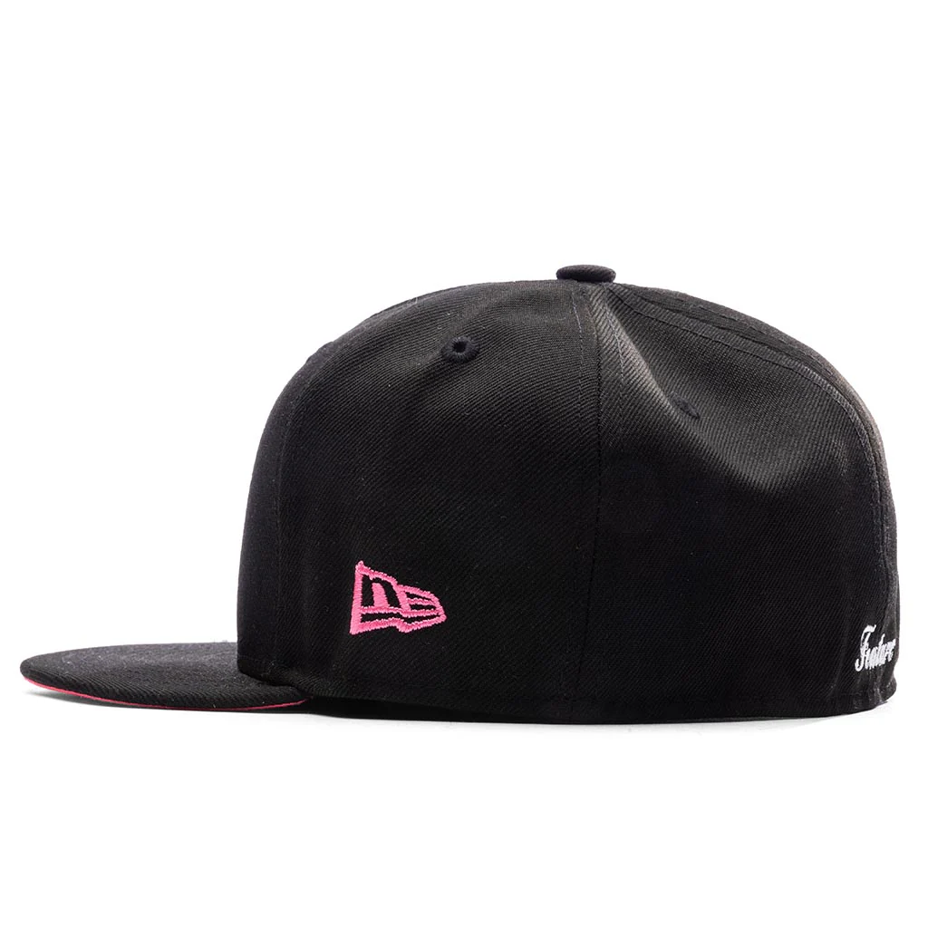 Feature x New Era Old English Plaza Fitted - Black/Pink Glow - Image 6