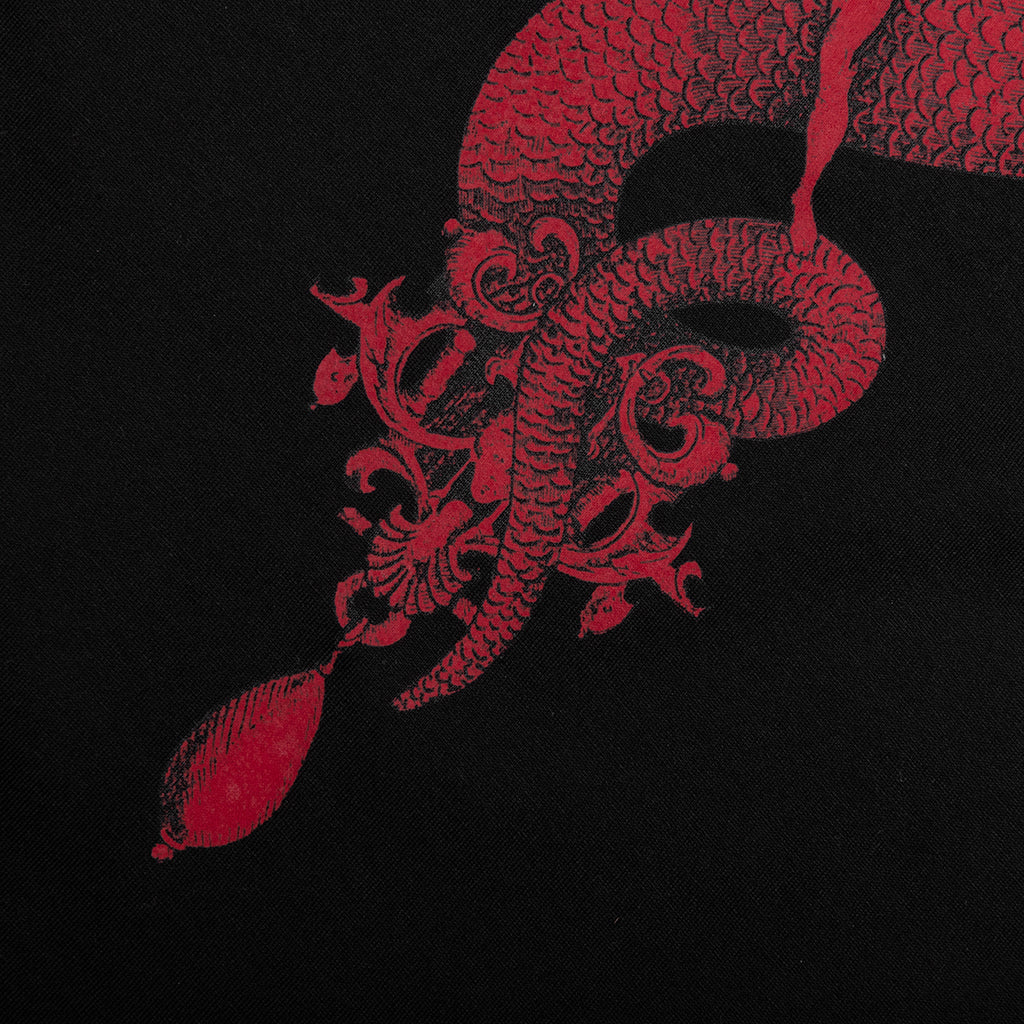 Chandelier and Snake Print T-Shirt - Black - Image 5