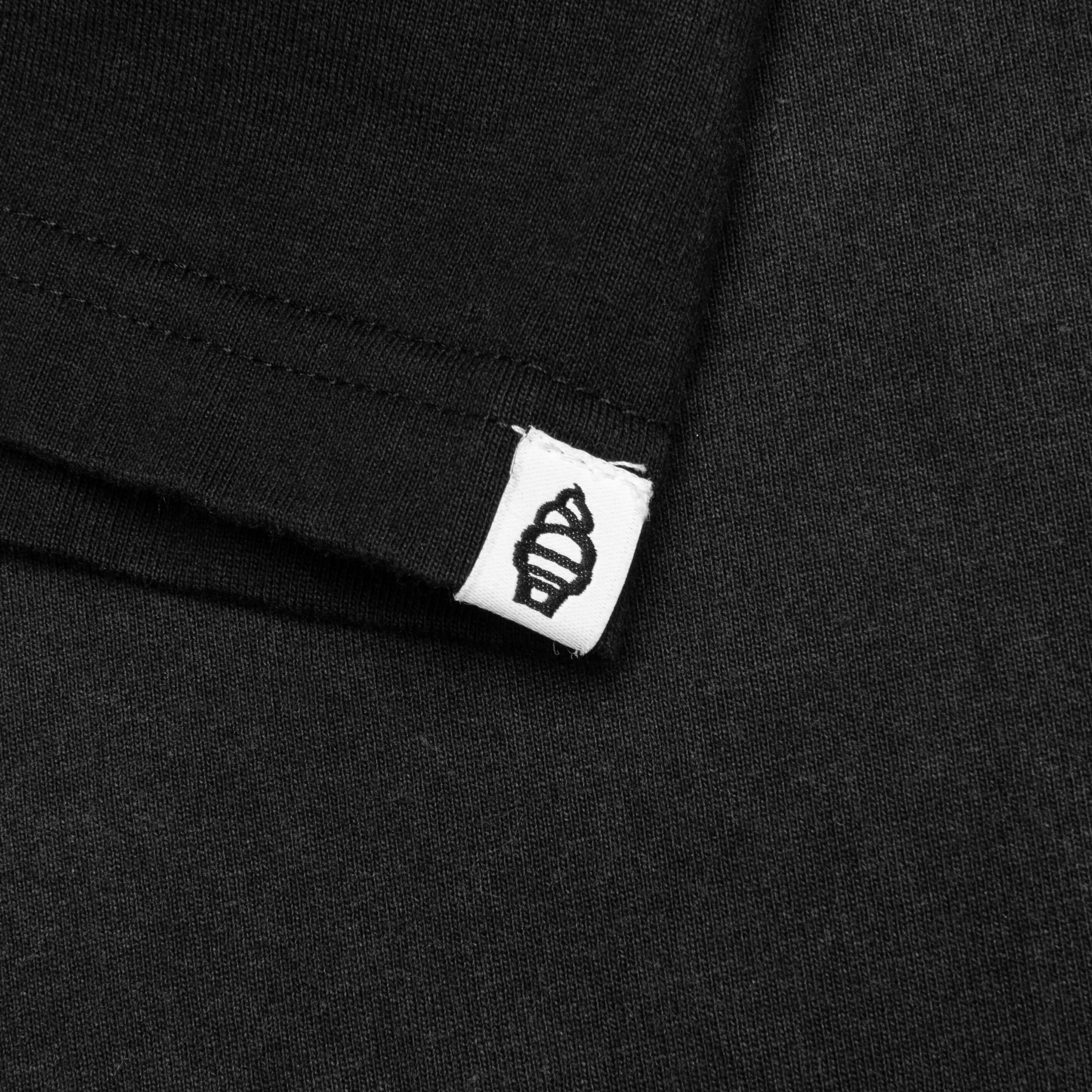 Landslide S/S Knit Oversize Fit Shirt - Black - Image 4