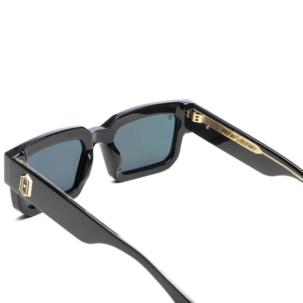 Titan - Black - Image 3