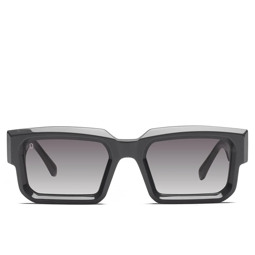 Titan - Storm Grey