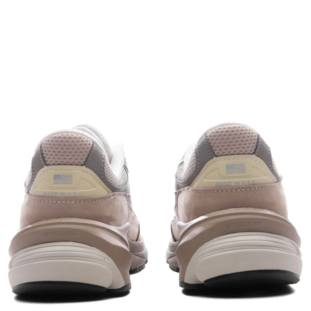 Made in USA 990v6 - Driftwood/Timberwolf/Mushroom - Image 4