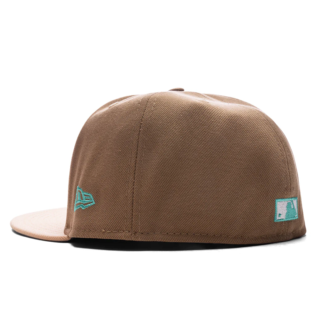 FEATURE x New Era 59FIFTY Fitted NY Yankees 100th Anniversary - Khaki/Pecan - Image 4