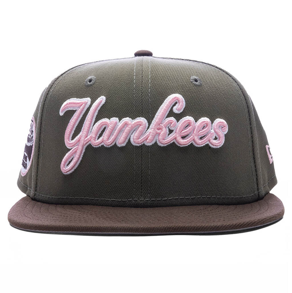 FEATURE x New Era 59FIFTY Fitted NY Yankees 50th Anniversary - Olive/Walnut