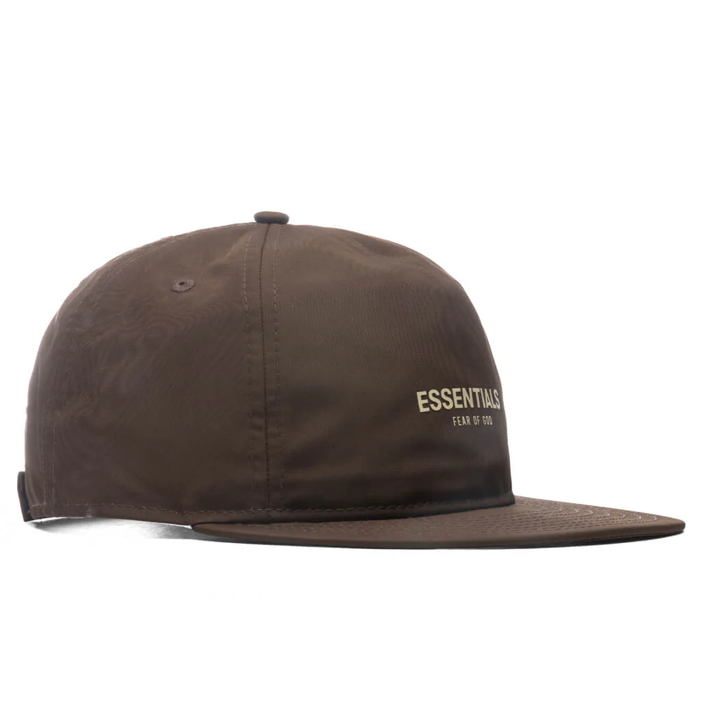 New Era x Fear of God Essentials Retro Crown 9FIFTY Strapback - Wallet - Image 2