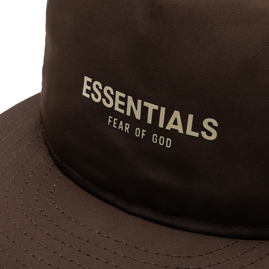 New Era x Fear of God Essentials Retro Crown 9FIFTY Strapback - Wallet - Image 4
