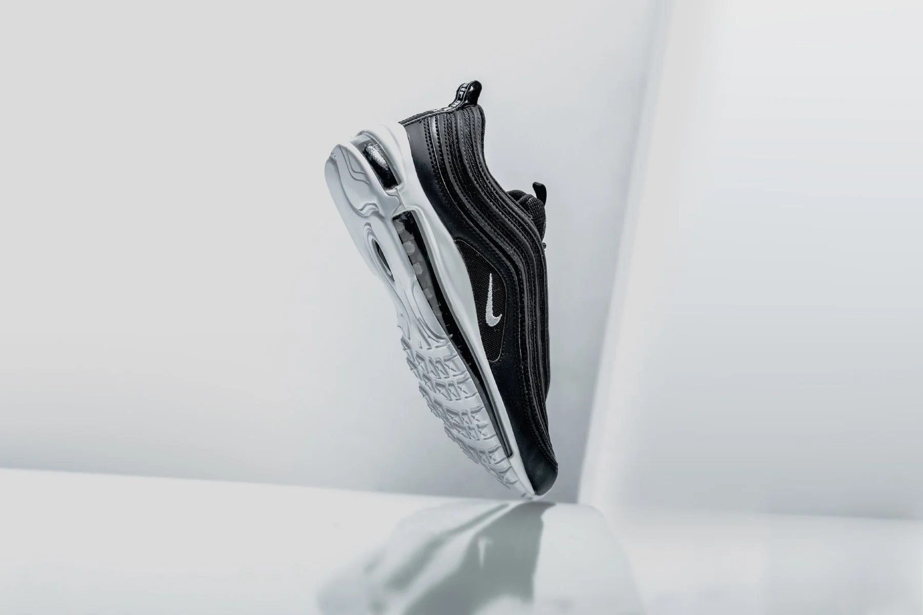 Air Max 97 - Black/White - Image 5