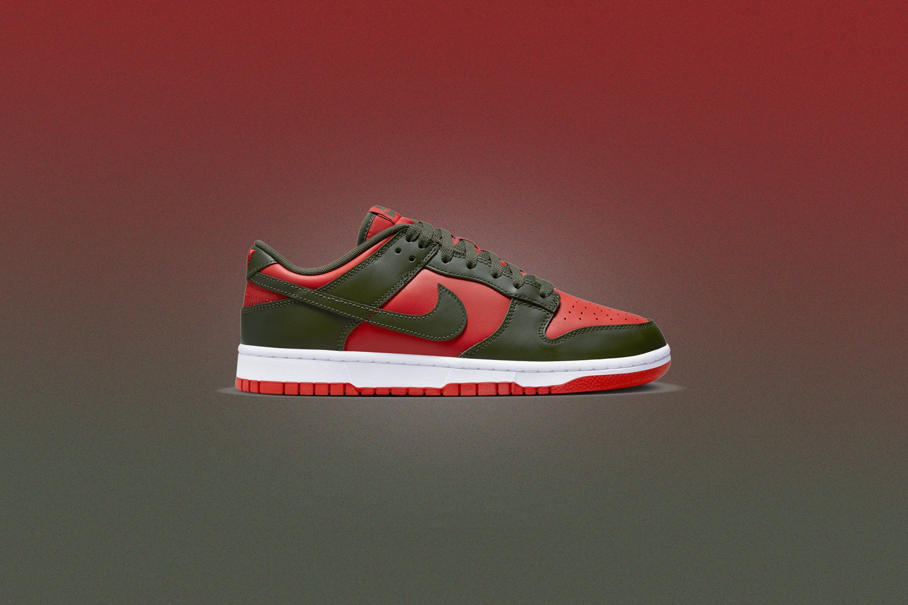 Dunk Low Retro - Mystic Red/Cargo Khaki/White - Image 5