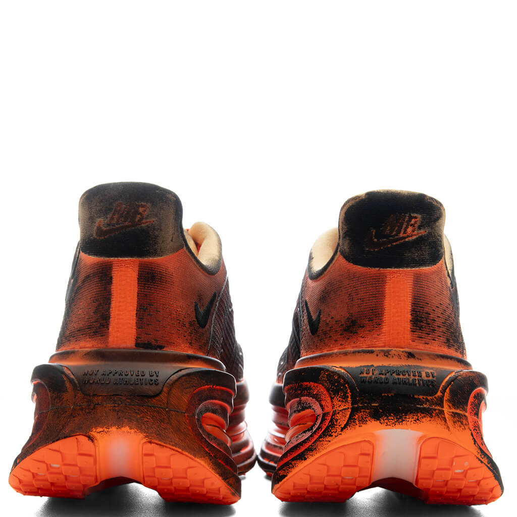 Nike x Melitta Baumeister Women's Vomero Premium - Total Orange/Black/Hyper Crimson - Image 6