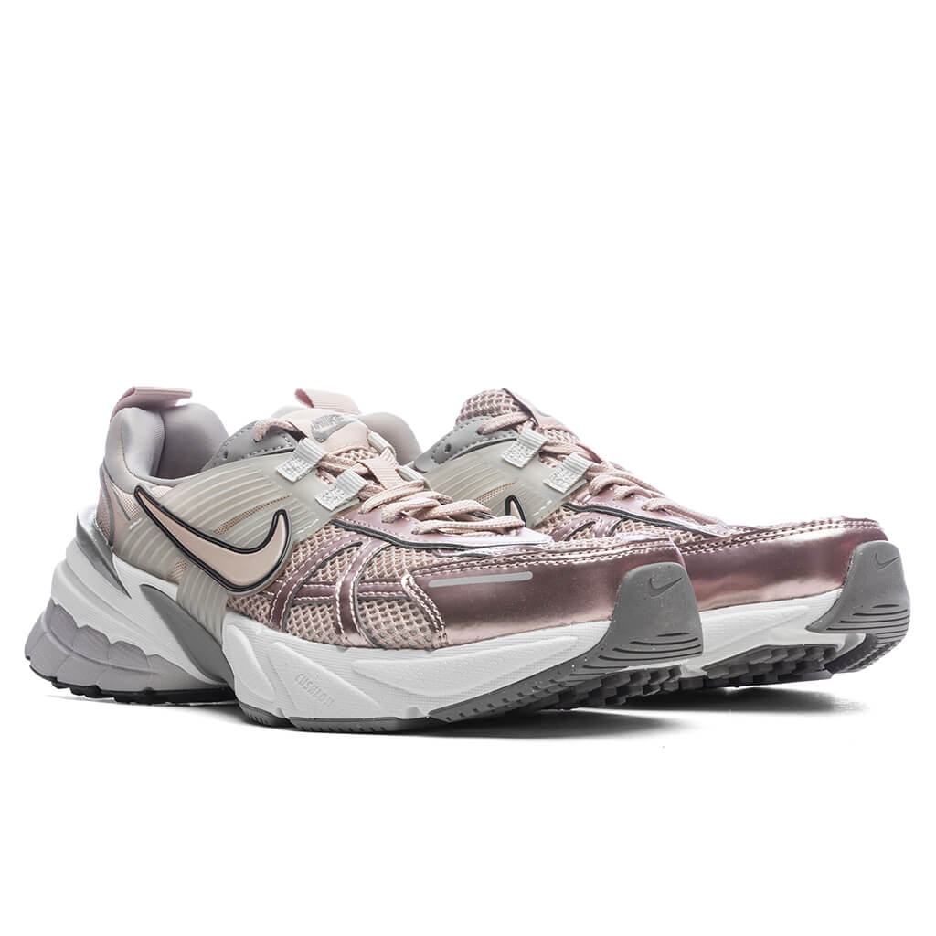 Women's V2K Run - Particle Beige/Particle Beige - Image 2