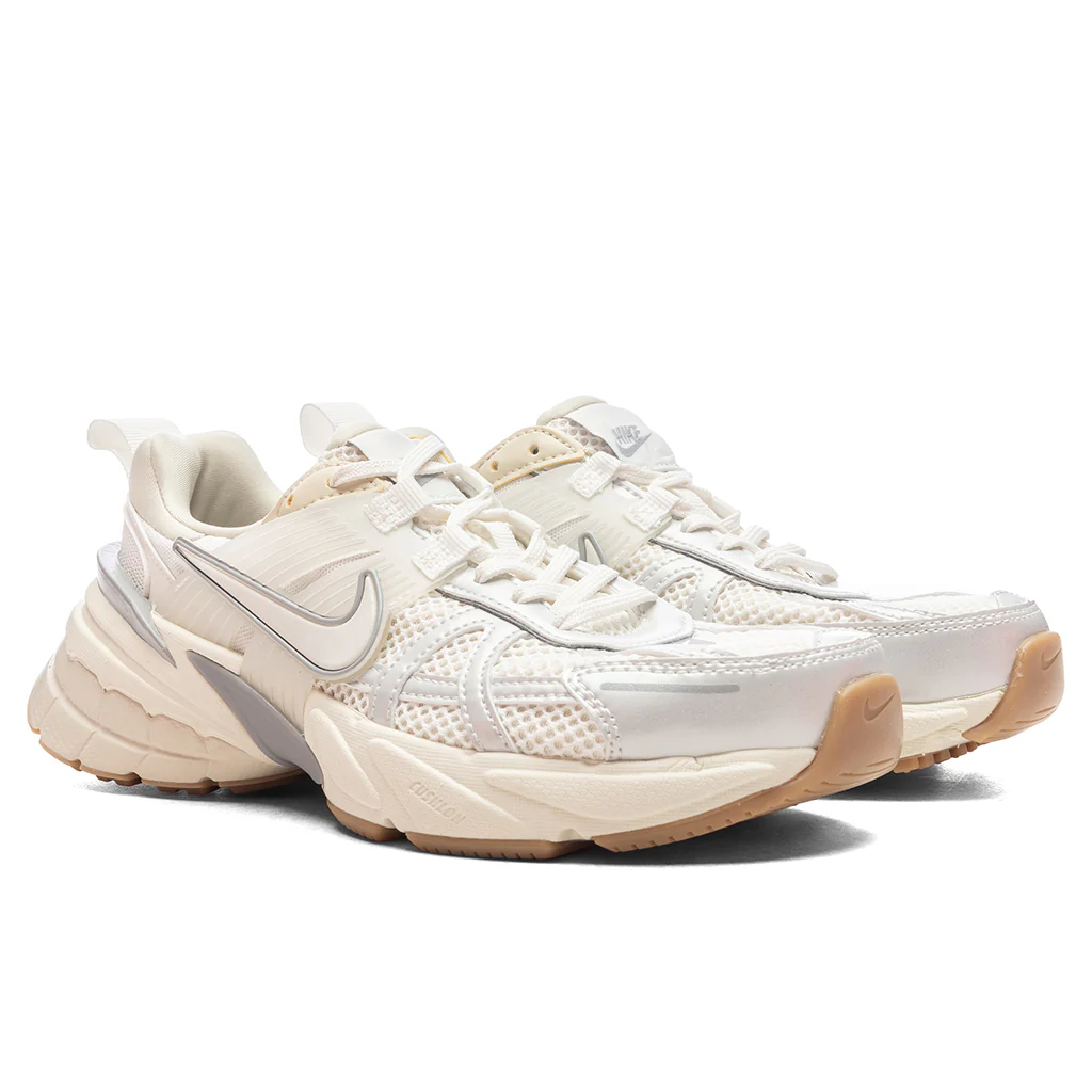 Women's V2K Run - Sail/Light Khaki/Light Smoke Grey - Image 2