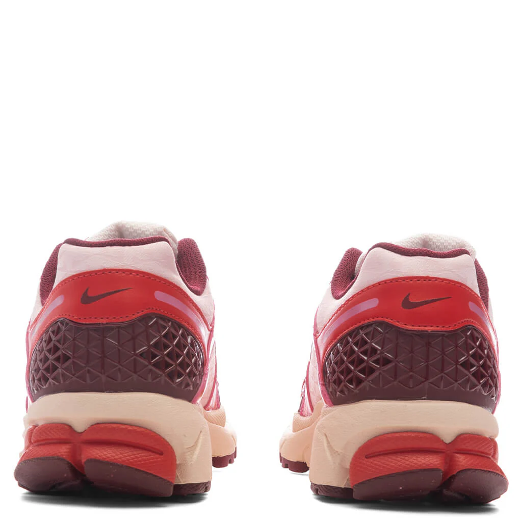 Women's Zoom Vomero 5 - Light Soft Pink/Light Crimson/Team Red - Image 4