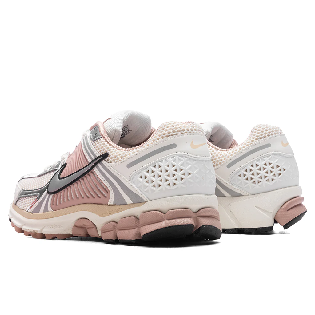 Women's Zoom Vomero 5 - Sail/Pearl White/Particle Pink - Image 3