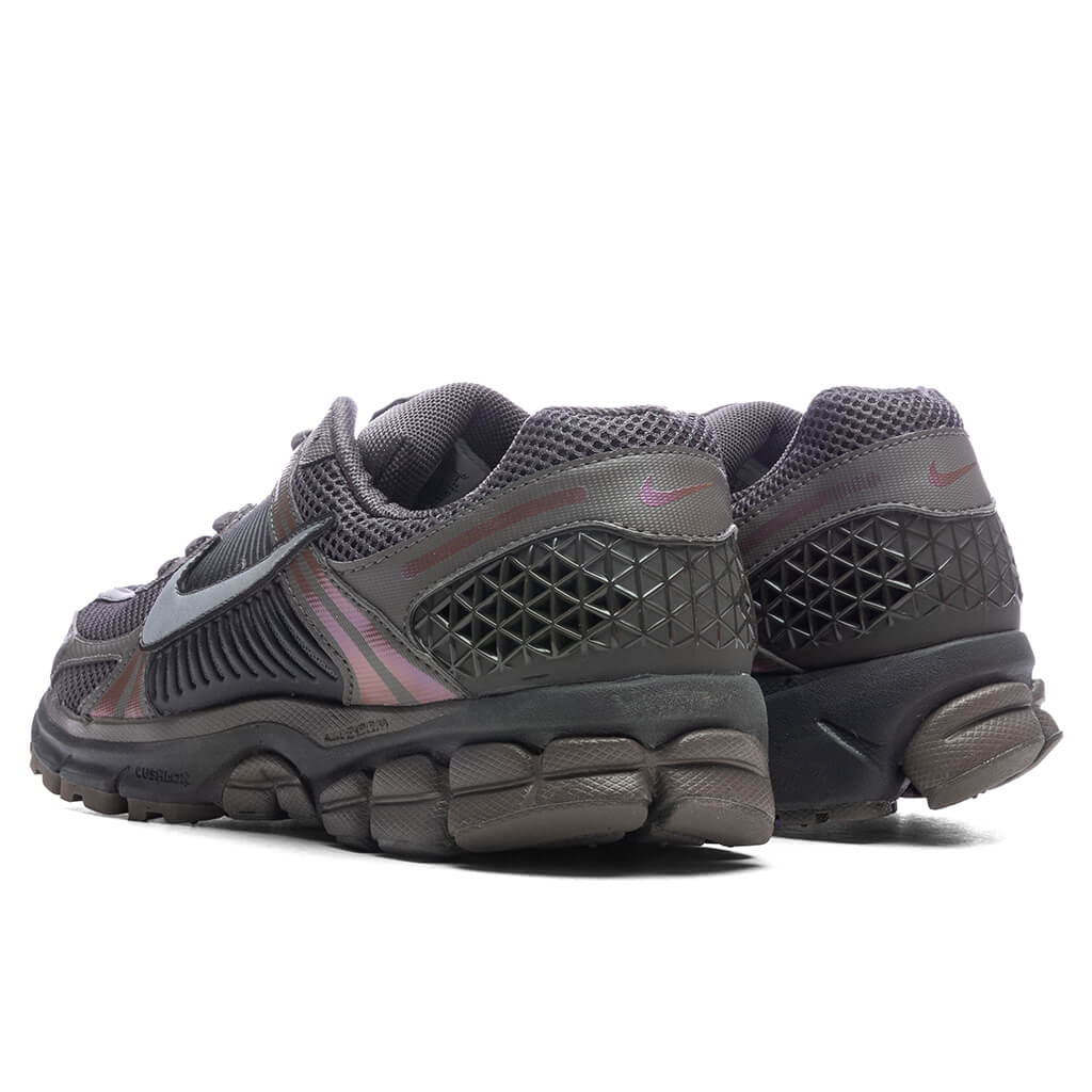 Zoom Vomero 5 - Cave Stone/Metallic Silver/Multi-Color - Image 3