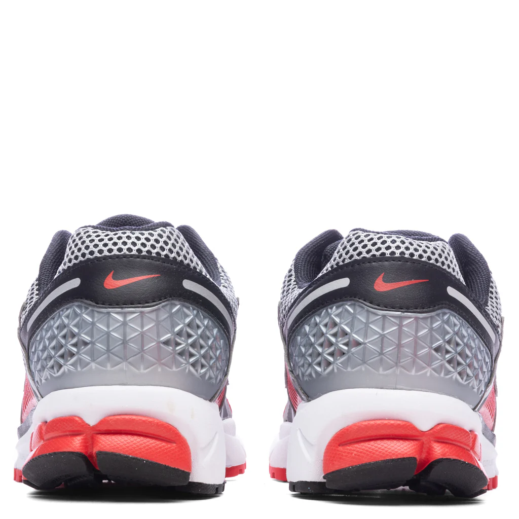 Zoom Vomero 5 - Metallic Silver/Black/University Red - Image 4