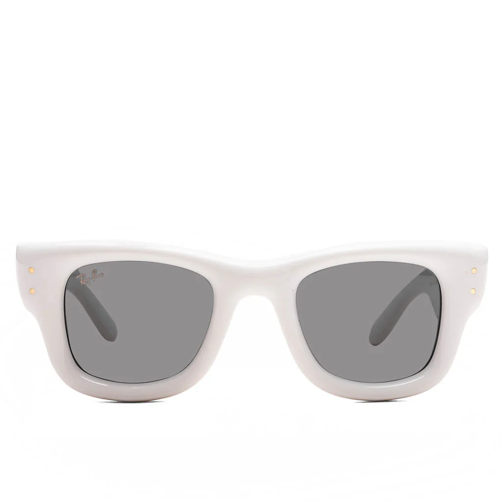 A$AP Rocky x Ray-Ban Wayfarer Puffer - Polished White