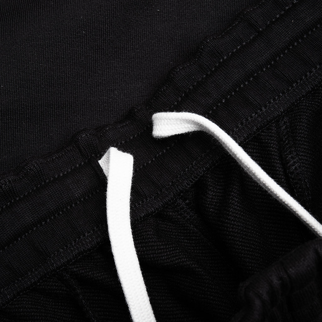 Initial Sweatshorts - Black - Image 4