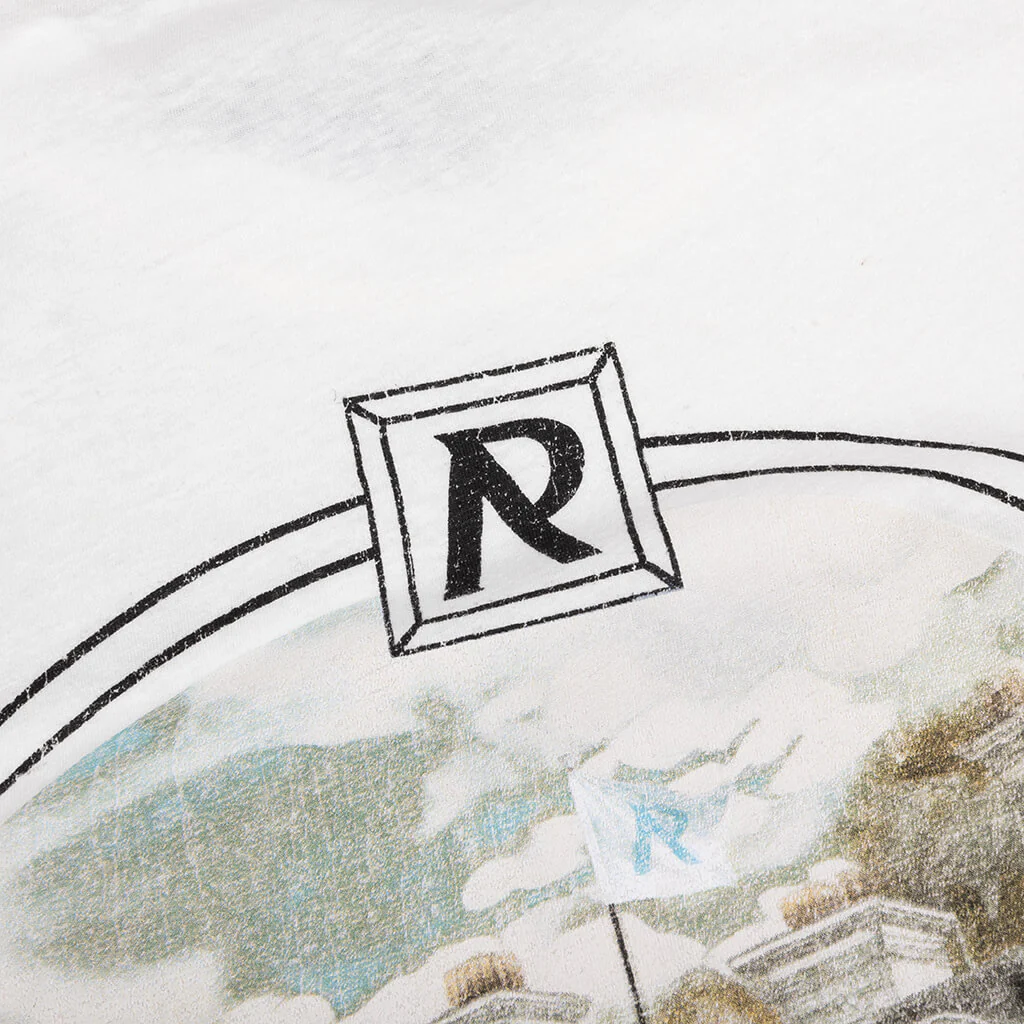 Revere Manor T-Shirt - Aged White - Image 6