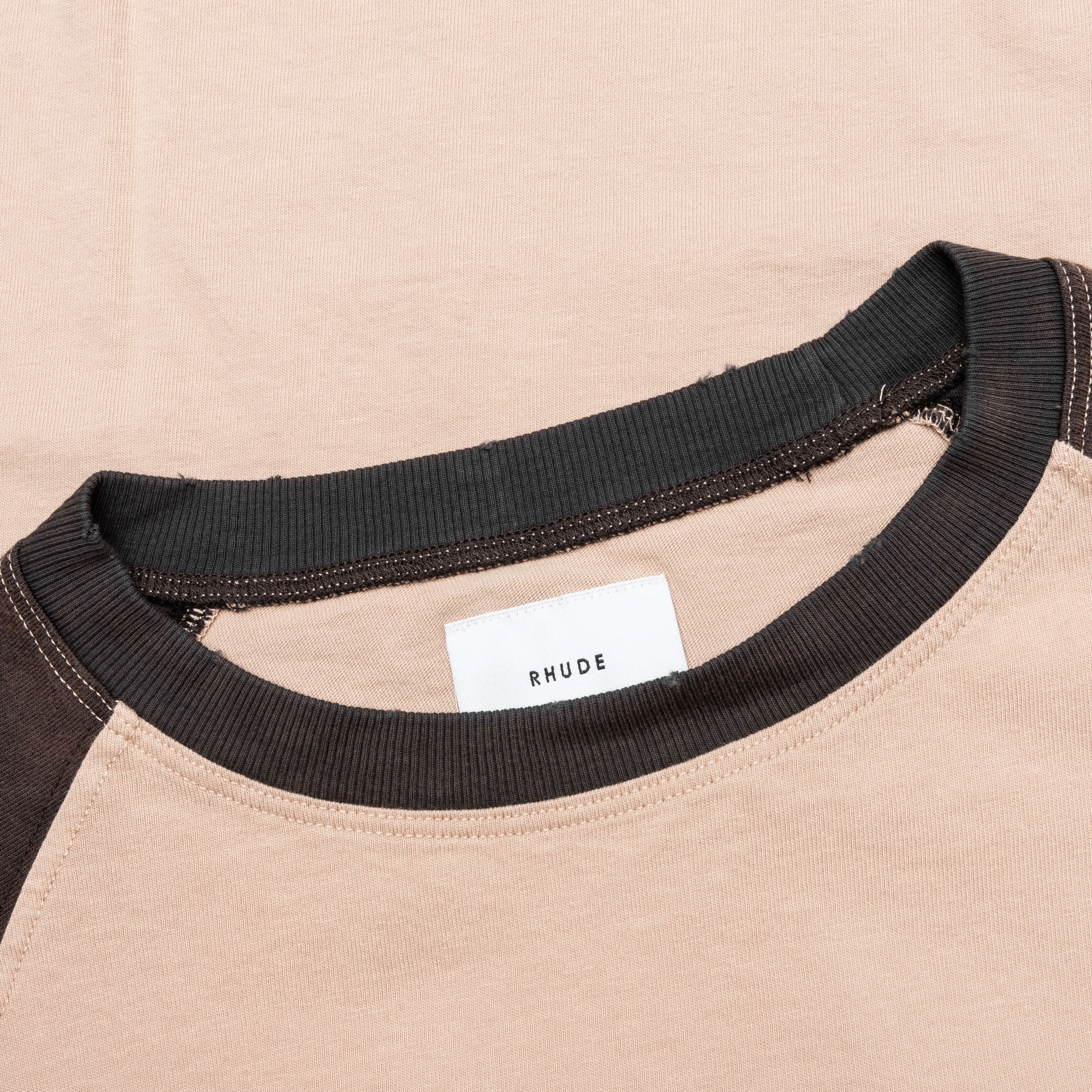 Action S/S Raglan - Khaki/Black - Image 3