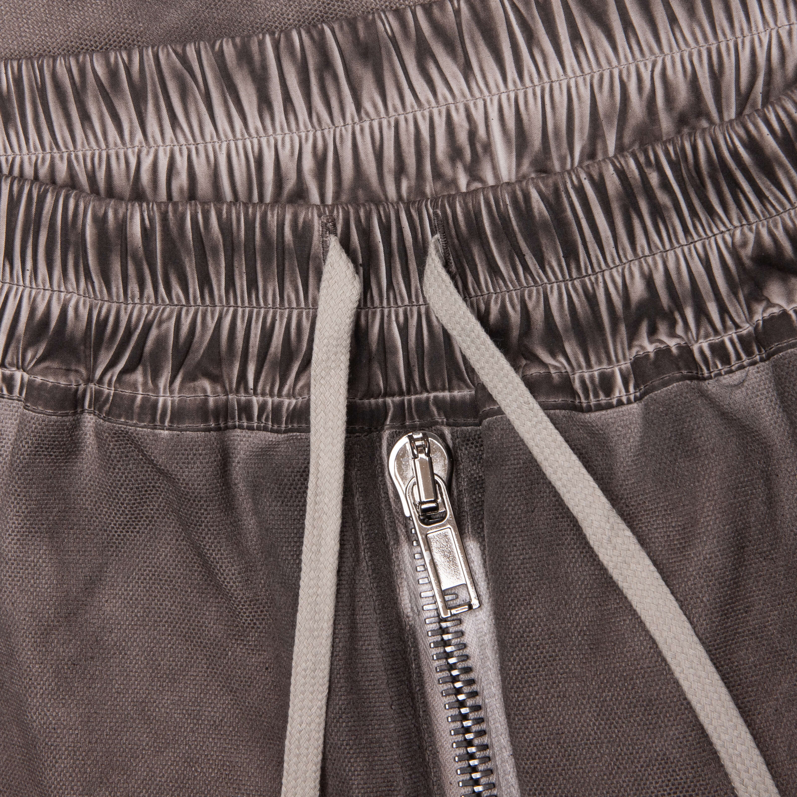 Bauhaus Shorts - Dust - Image 3