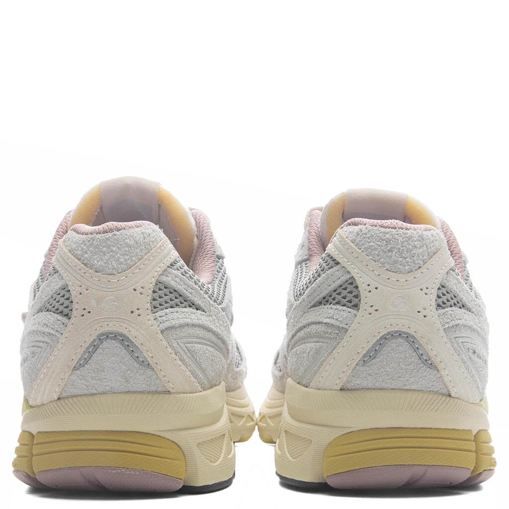 Saucony x 3sixteen Guide v7.3 - Graphite - Image 4
