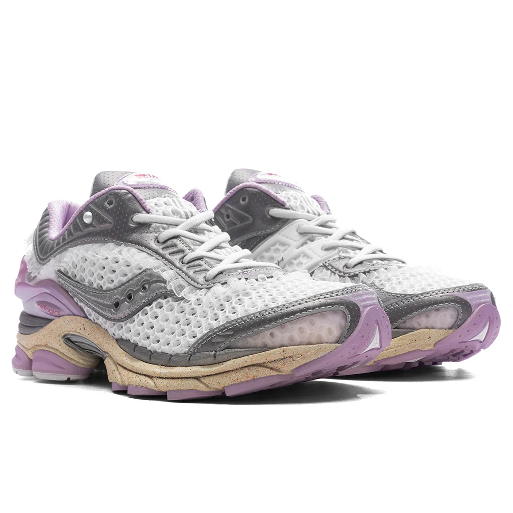 Saucony x METAGIRL Women's Progrid Paramount 'Daughter of the Moon' - Moon/Lilac - Image 2