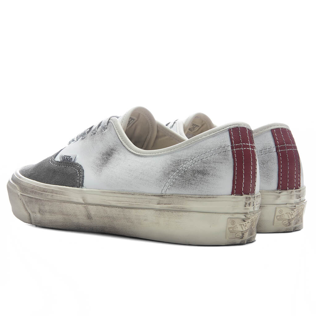 Premium LX Authentic 44 Aged - Black/White - Image 3
