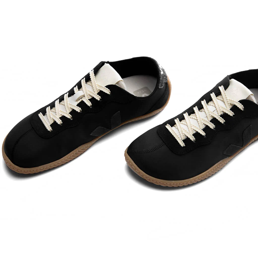 Veja x Baserange Women's Jitsu Nolyn - Black - Image 6