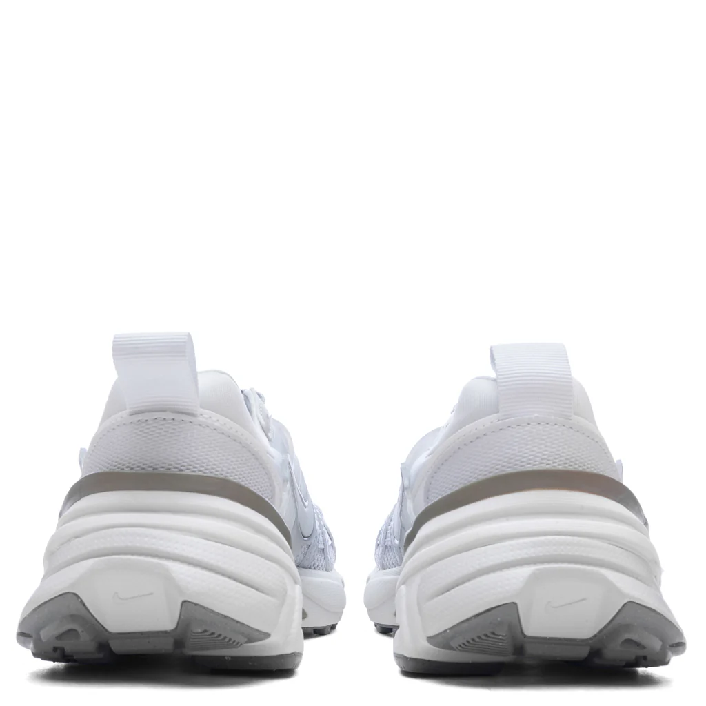 Women's V2K Run - Photon Dust/Light Silver/Summit White - Image 4